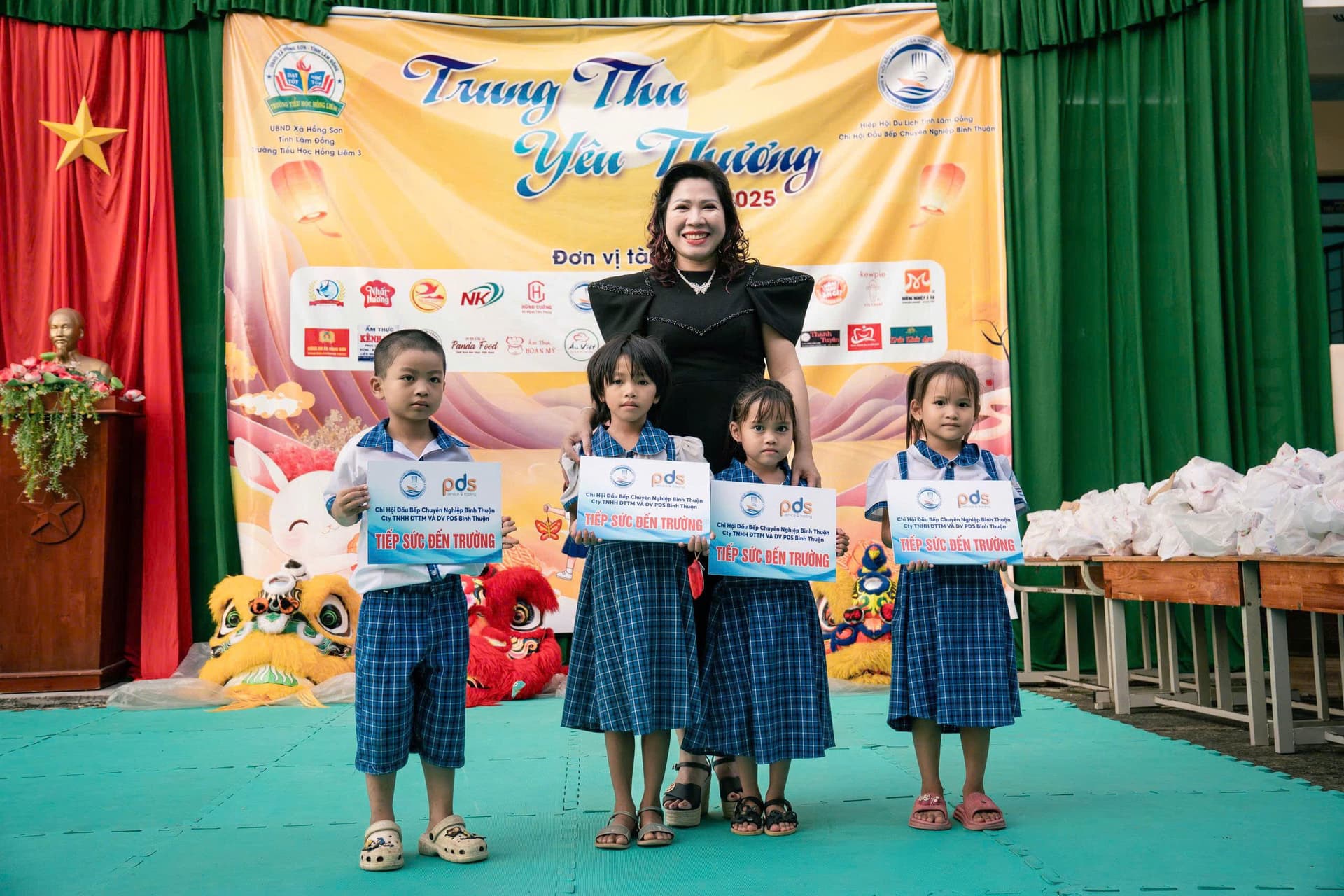 Hình ảnh hoạt động 11